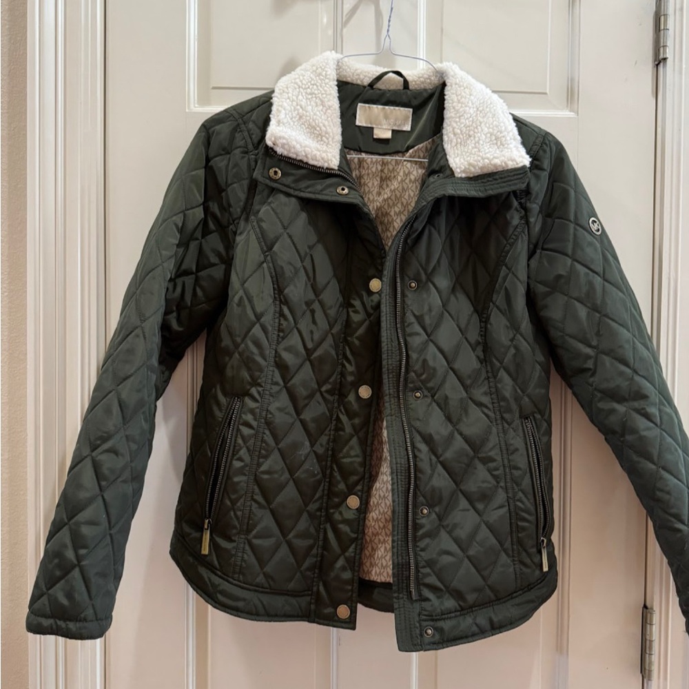 Michael Kors Green Puffer Jacket with Quilted Design